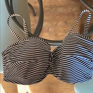 Black and White Stripe Bathing Suit Top